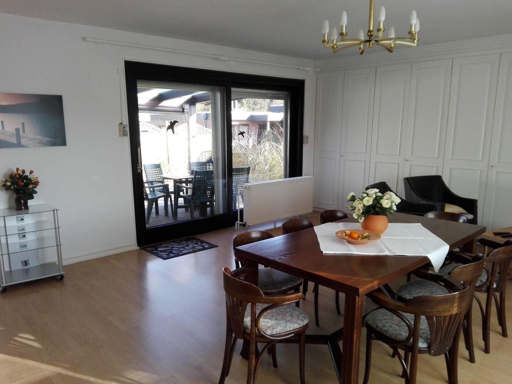 Altes Zollhaus Am Klinikum Hotel Lubeck Luaran gambar